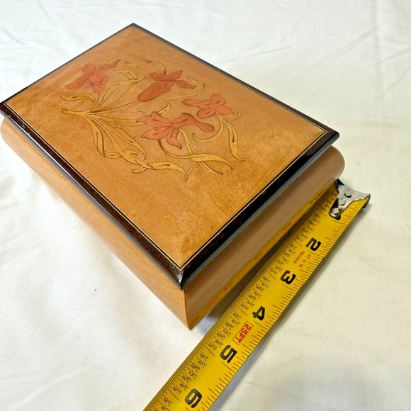 Vintage Reuge Swiss Music Box Floral Wood Plays "Amazing Grace" Works  8X5 - Picture 7 of 8